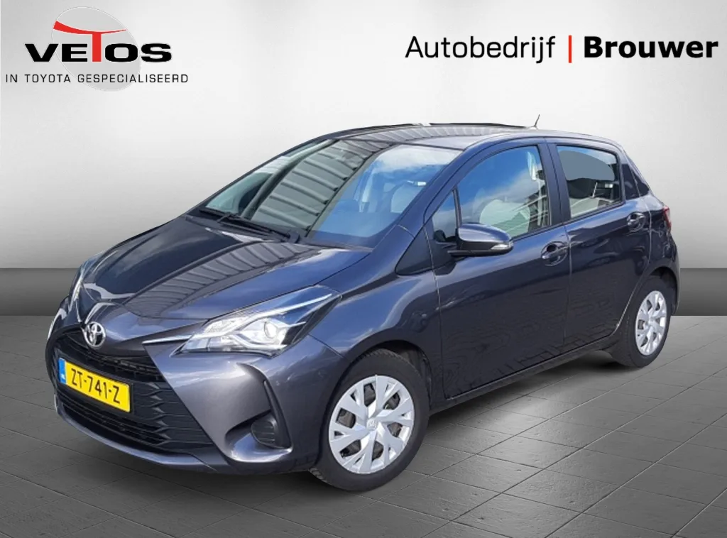 Toyota Yaris (2019) — foto 1