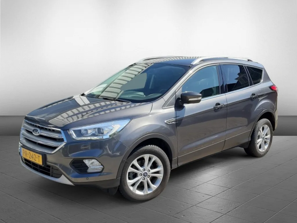 Ford Kuga (2017) — foto 1