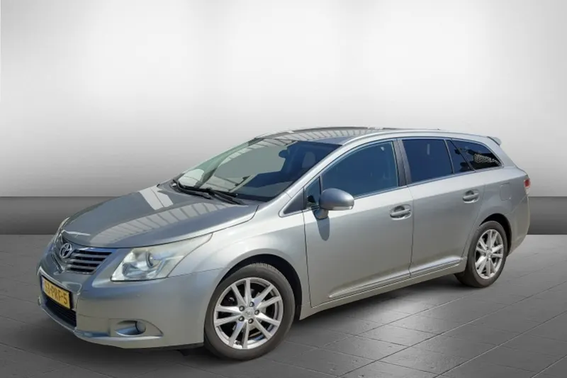 Toyota Avensis (2011)