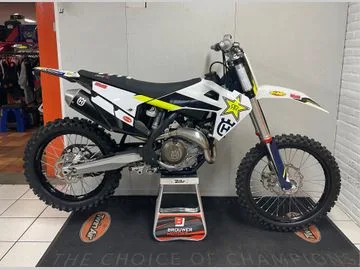 Husqvarna FC 450 (2022) — foto 1