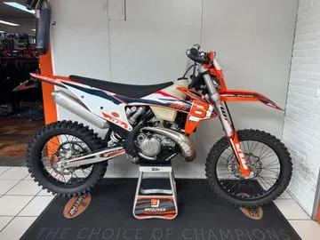 KTM 250 EXC TPI (2021) — foto 1
