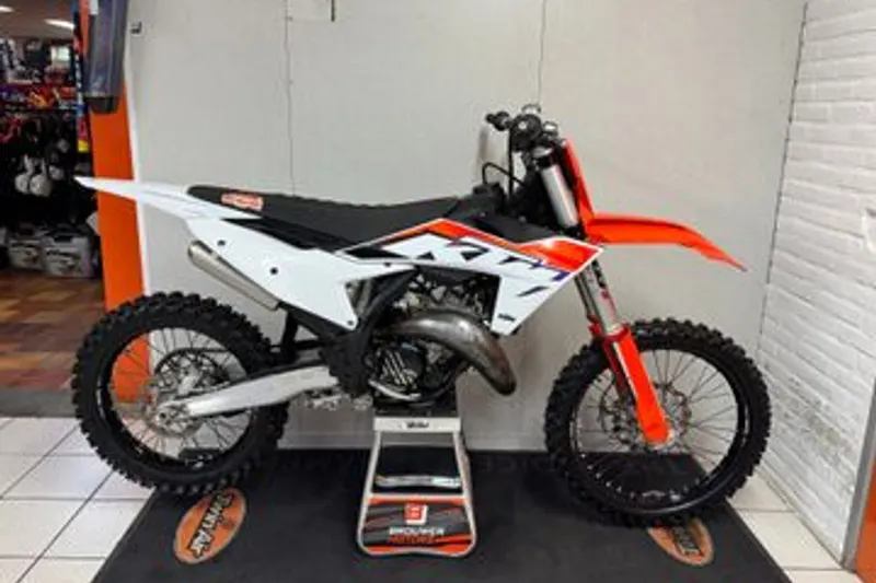 KTM 125 SX (2023)