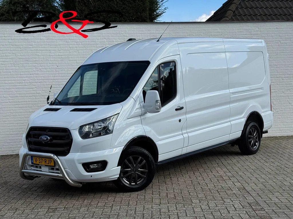 Ford Transit (2023) — foto 1