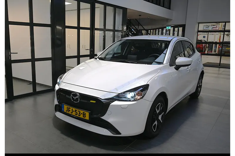 Mazda 2 (2024)