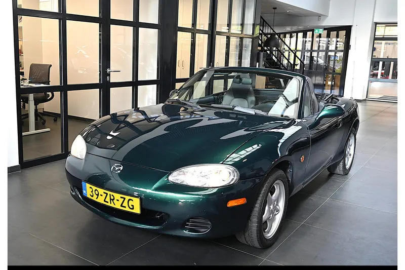 Mazda MX-5 (2001)