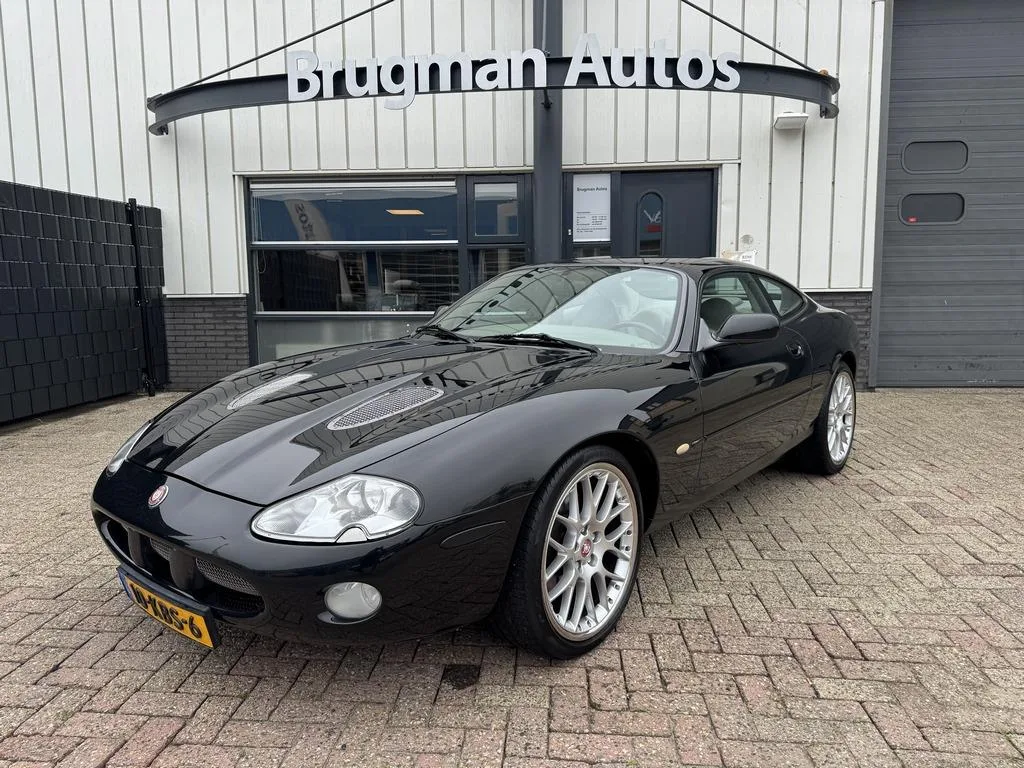 Jaguar XKR (1999) — foto 1