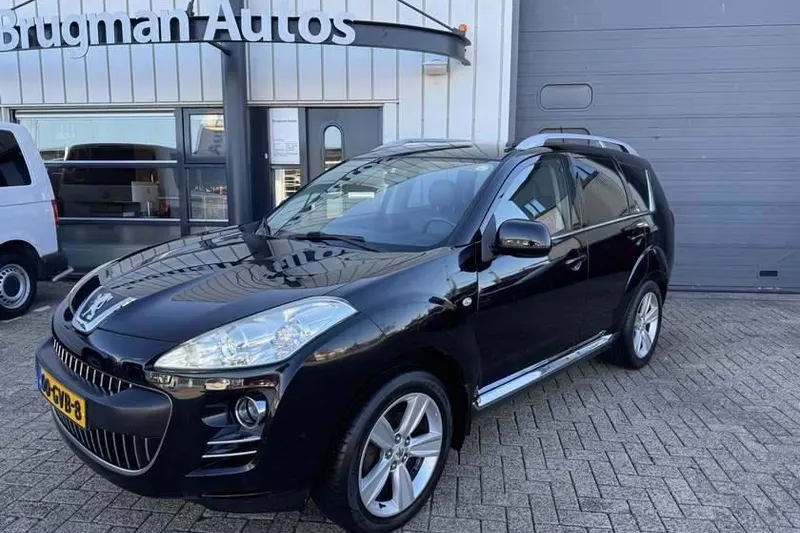 Peugeot 4007 (2008)