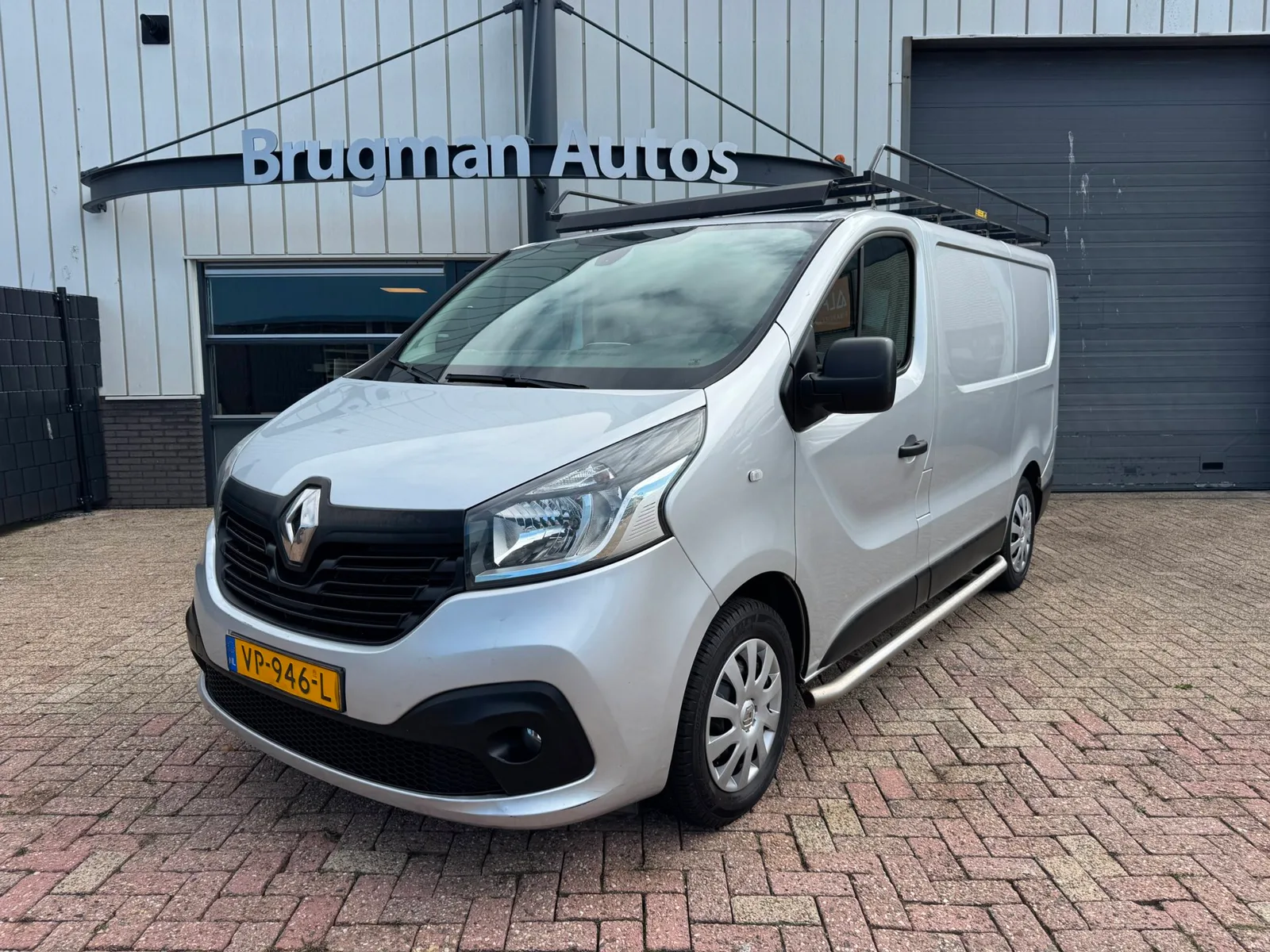 Renault Trafic (2015) — foto 1