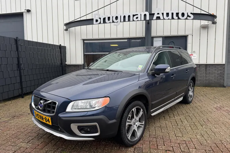 Volvo XC70 (2012)