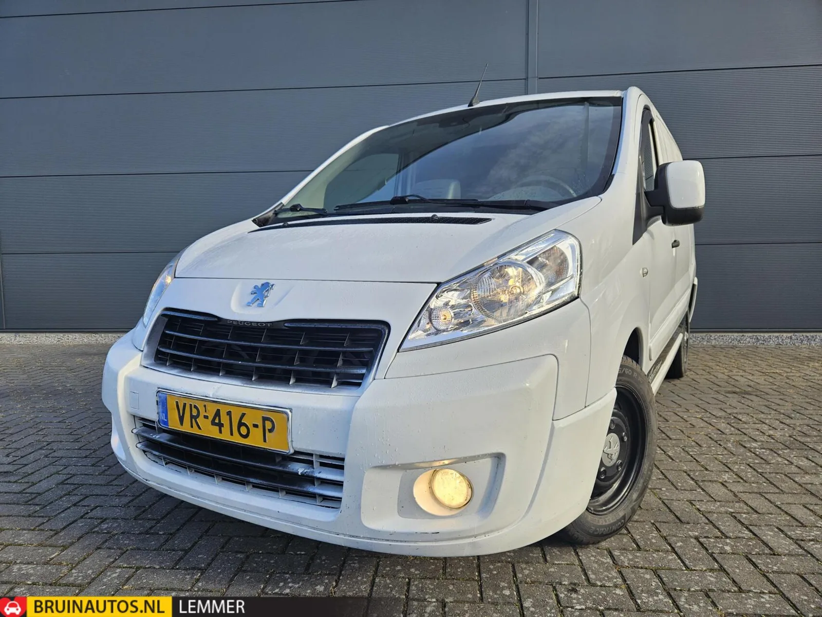 Peugeot Expert (2015) — foto 1