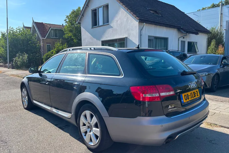 Audi A6 Allroad (2009)