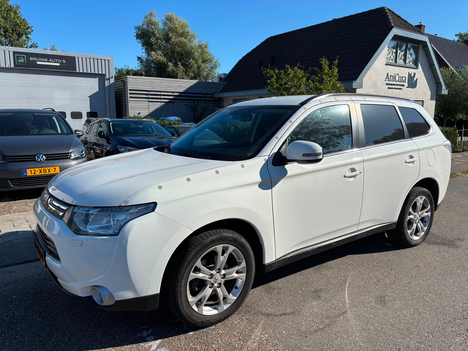 Mitsubishi Outlander (2014) — foto 1