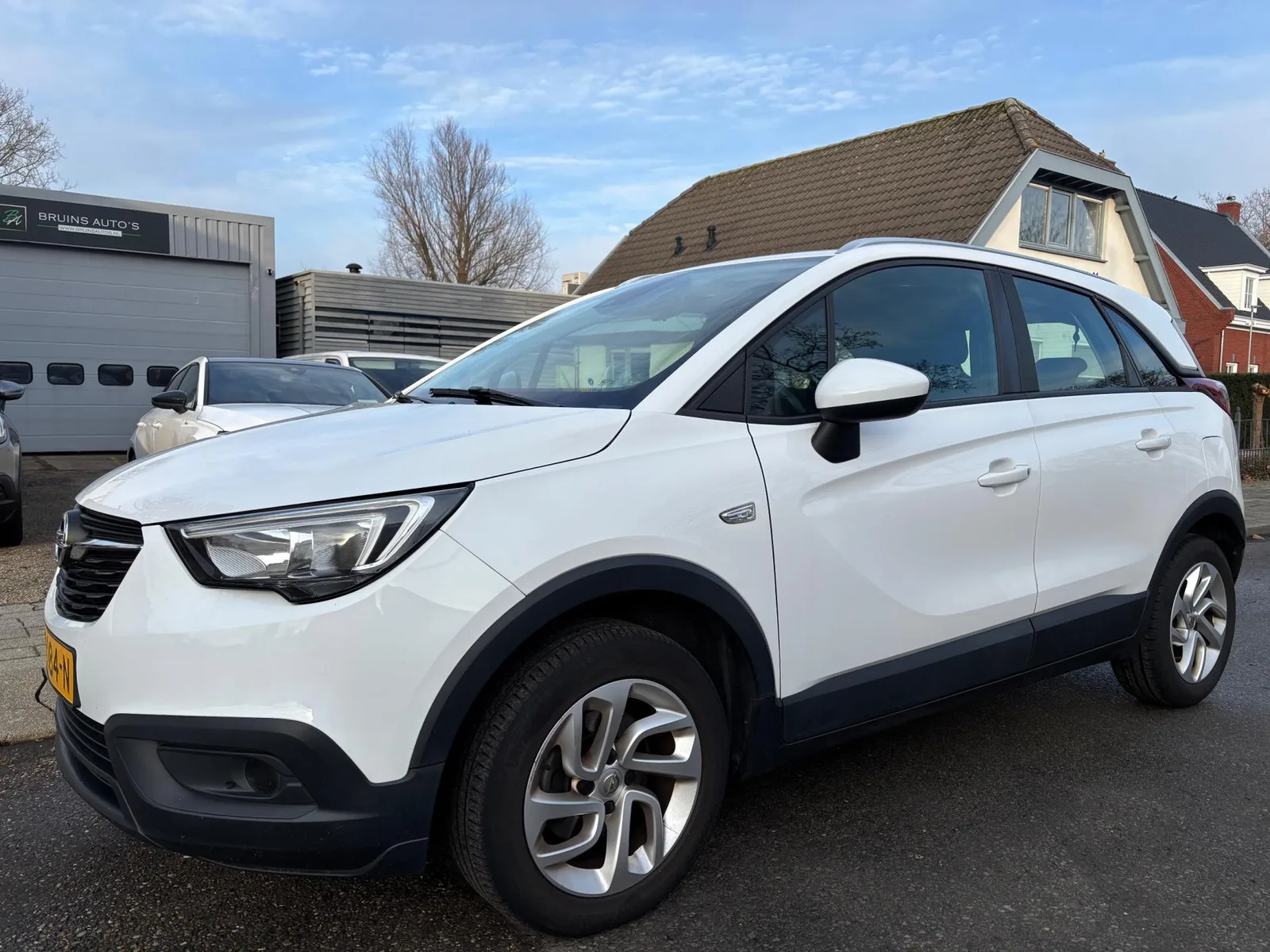 Opel Crossland X (2019) — foto 1