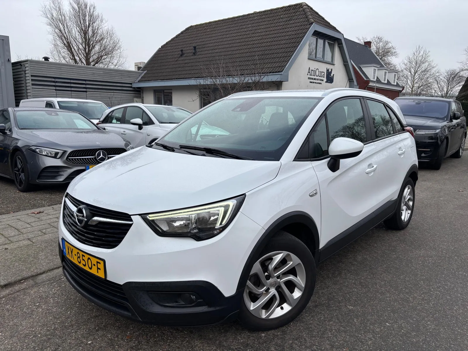 Opel Crossland X (2019) — foto 1