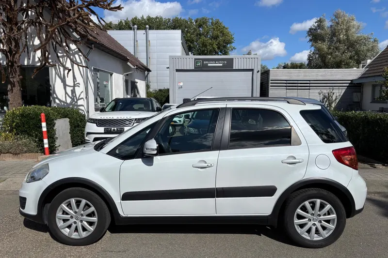 Suzuki SX4 (2013)