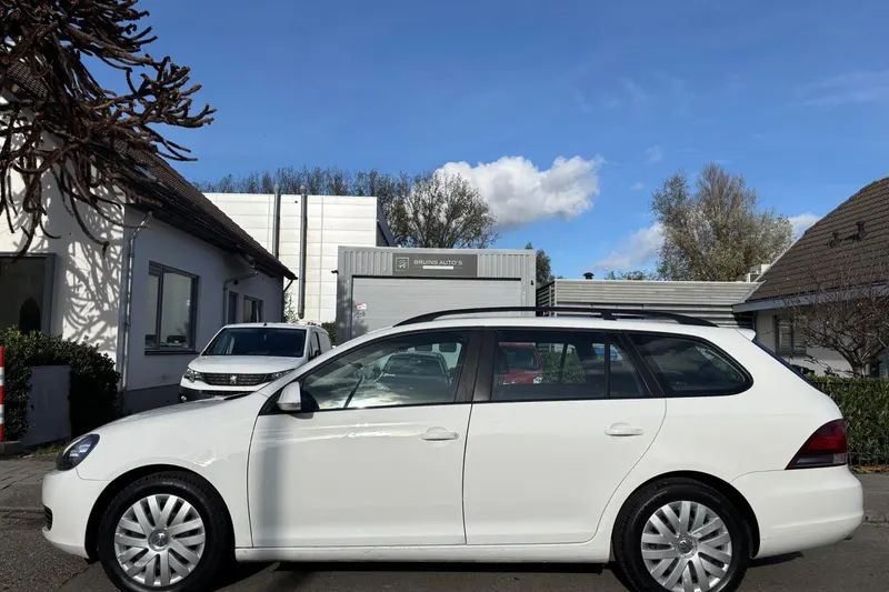 Volkswagen Golf (2012)
