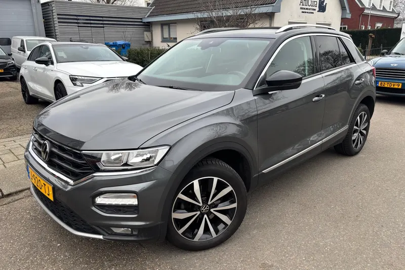 Volkswagen T-Roc (2020)