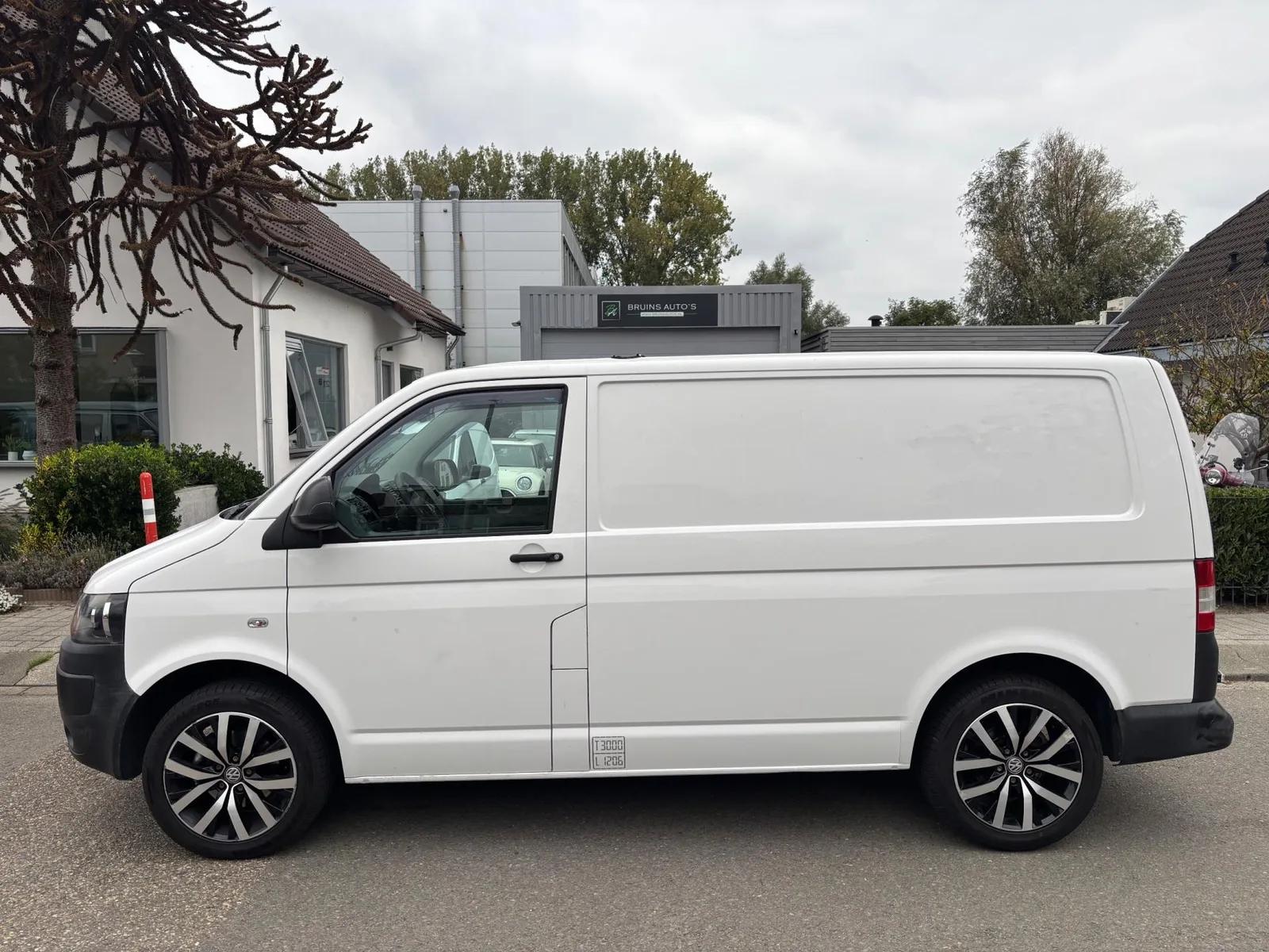 Volkswagen Transporter (2013) — foto 1