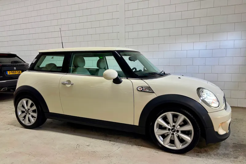 MINI Cooper S (2011)