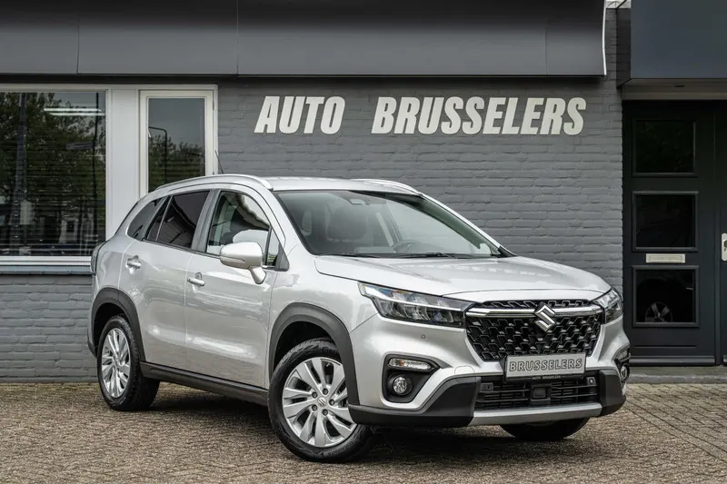 Suzuki S-Cross (2024)