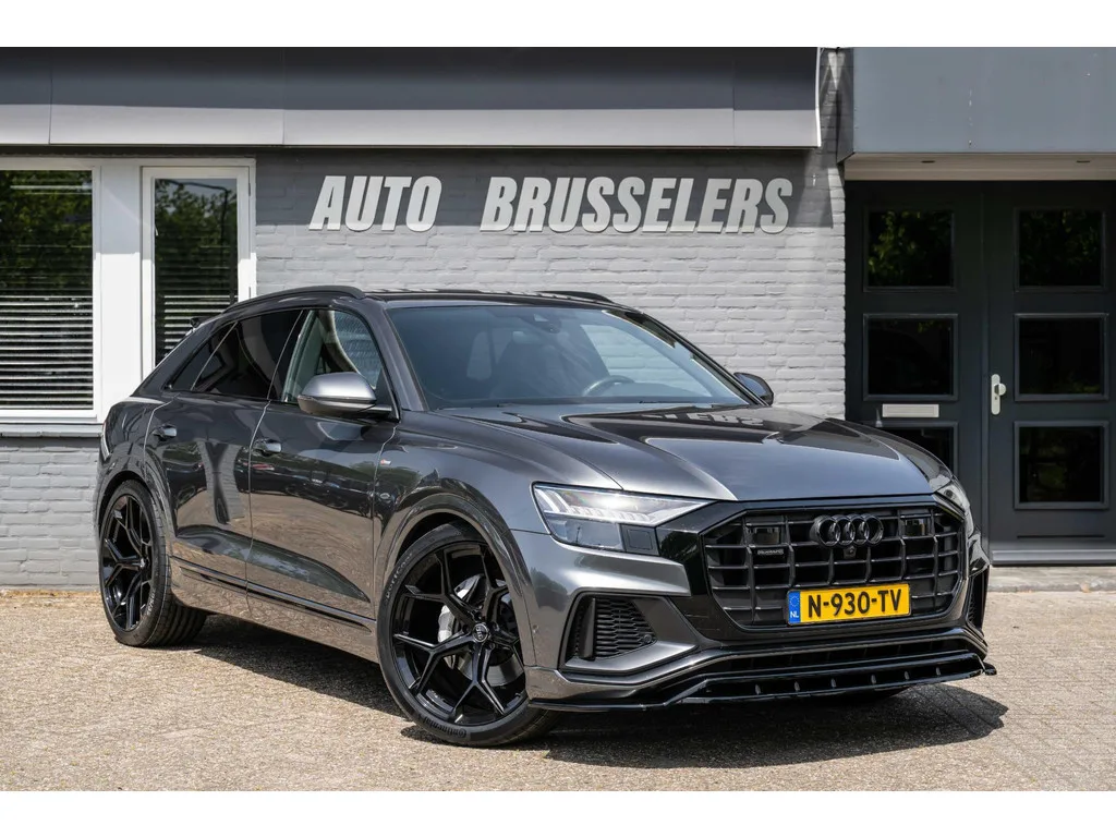 Audi Q8 (2019) — foto 1