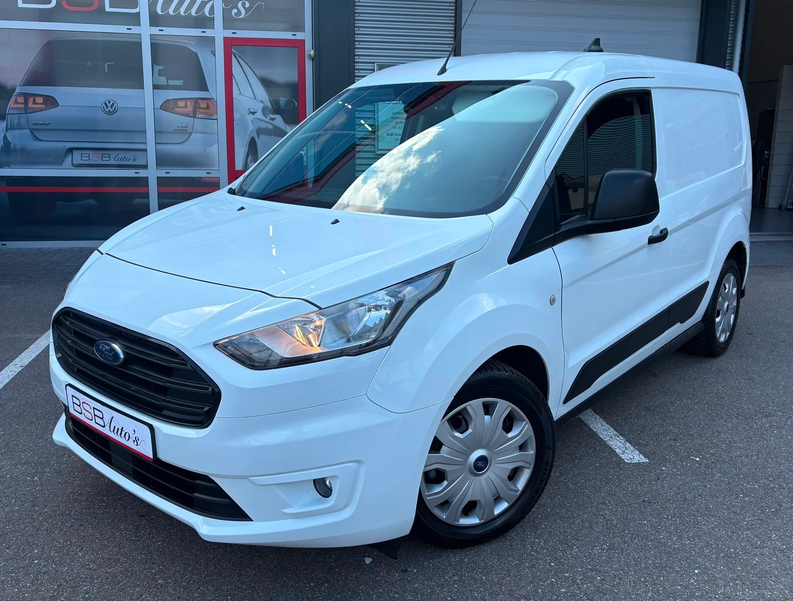 Ford Transit (2022) — foto 1