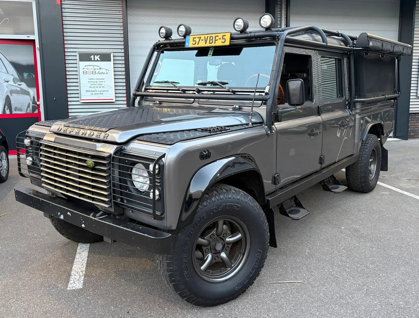 Land Rover Defender (2006) — foto 1