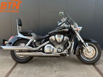 Honda Vtx 1800 (2002) — foto 1