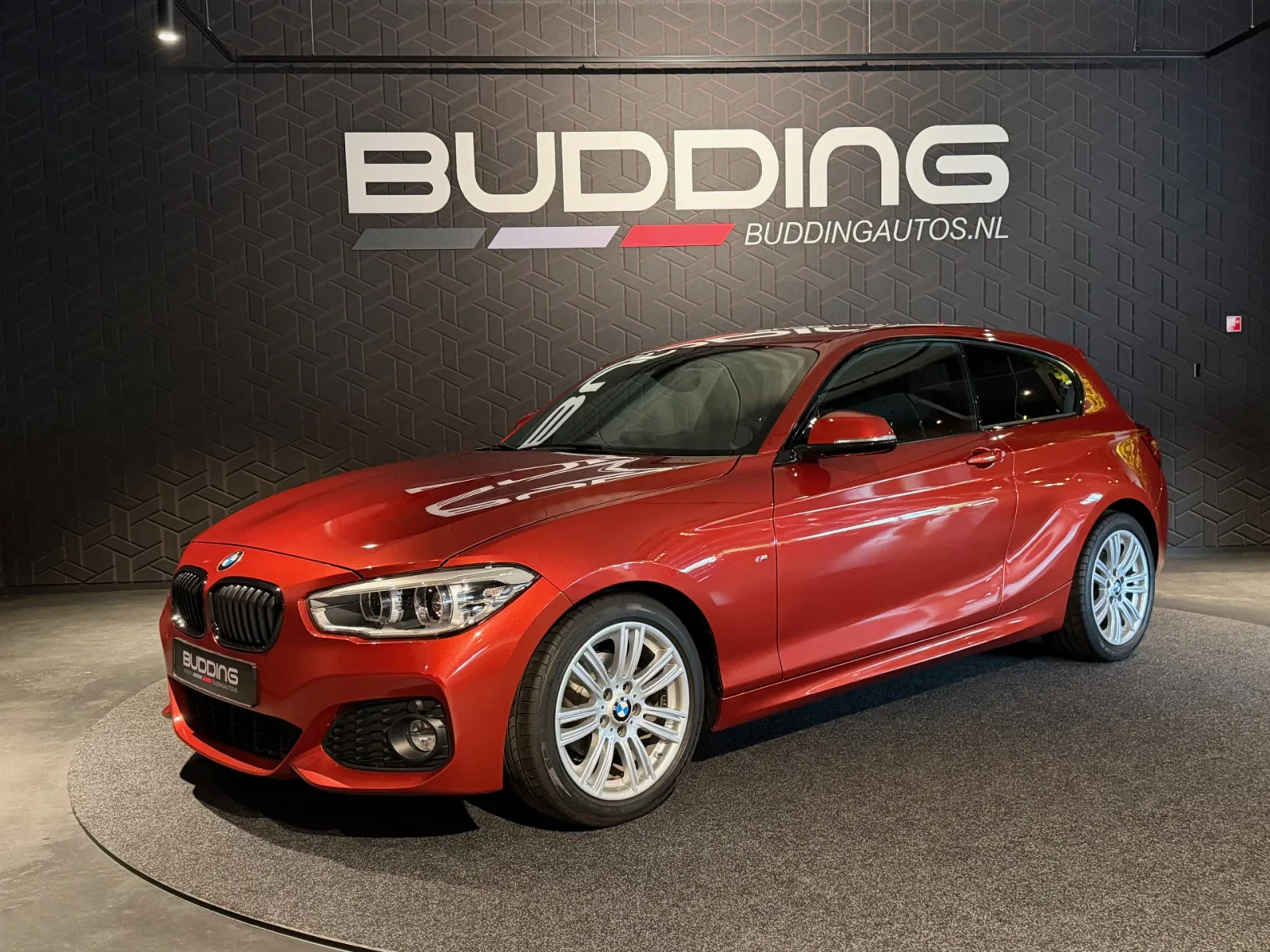 BMW 1-Serie (2018) — foto 1