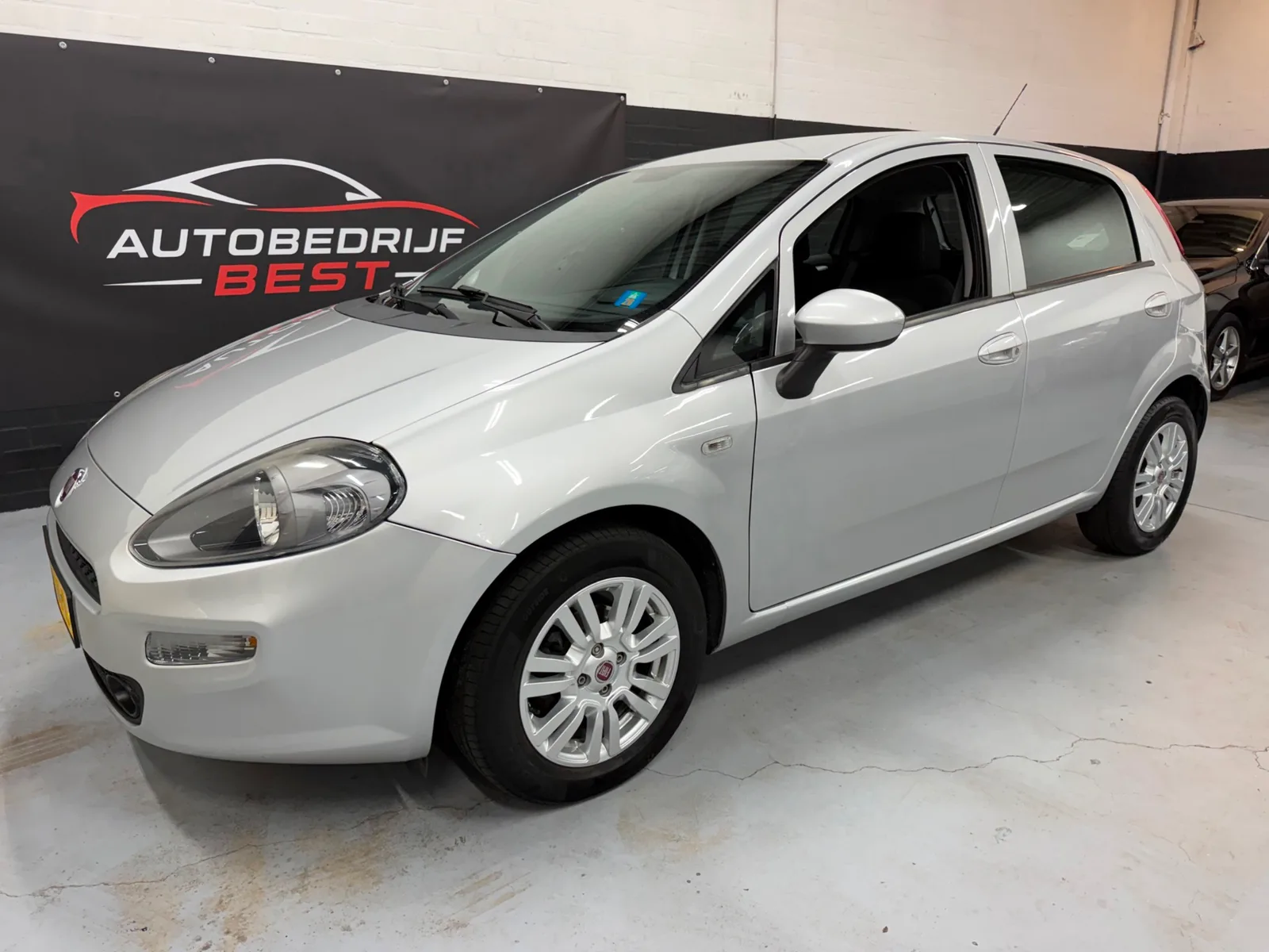 Fiat Punto (2016) — foto 1