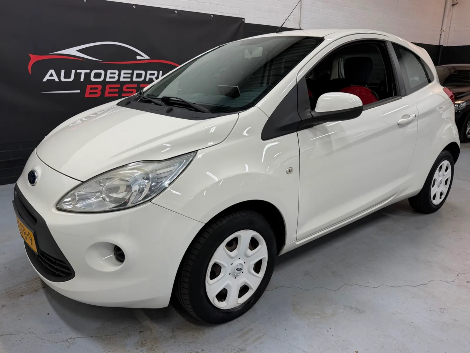 Ford Ka (2010) — foto 1