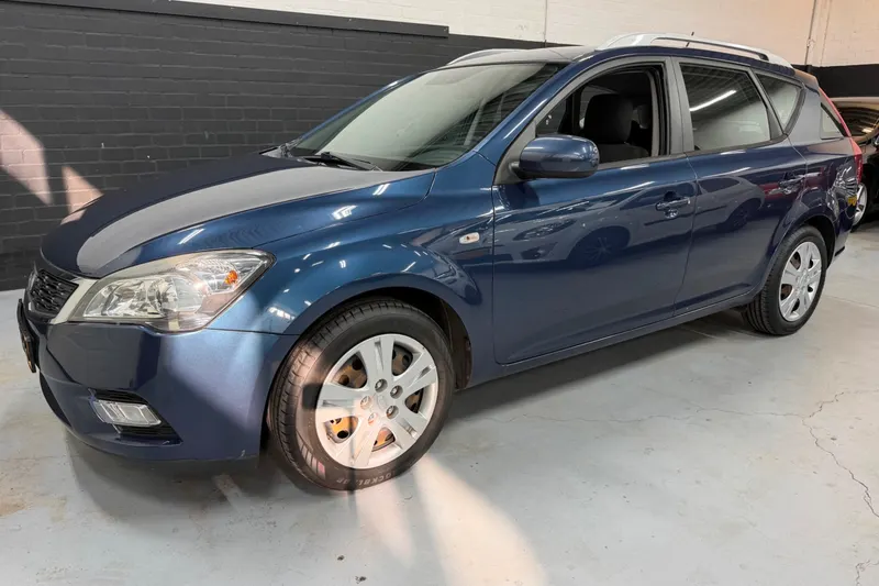 Kia Cee'd (2011)