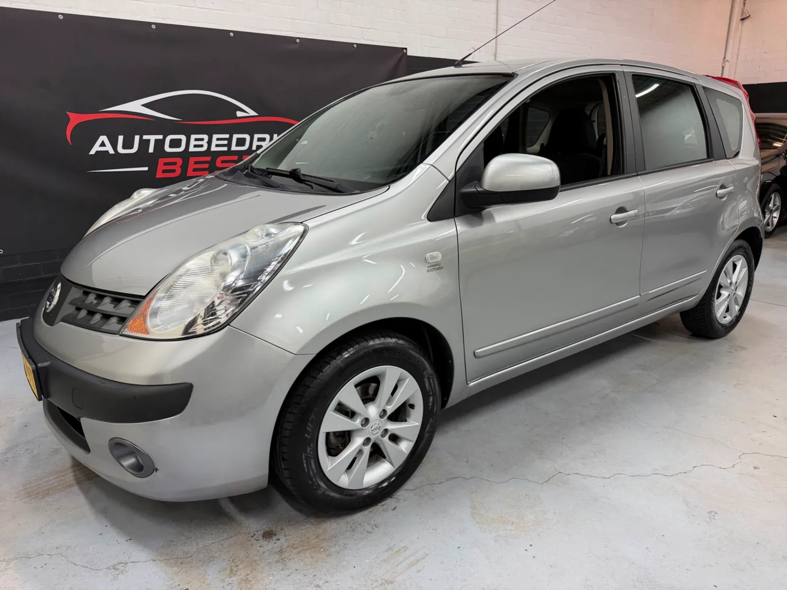 Nissan Note (2007) — foto 1