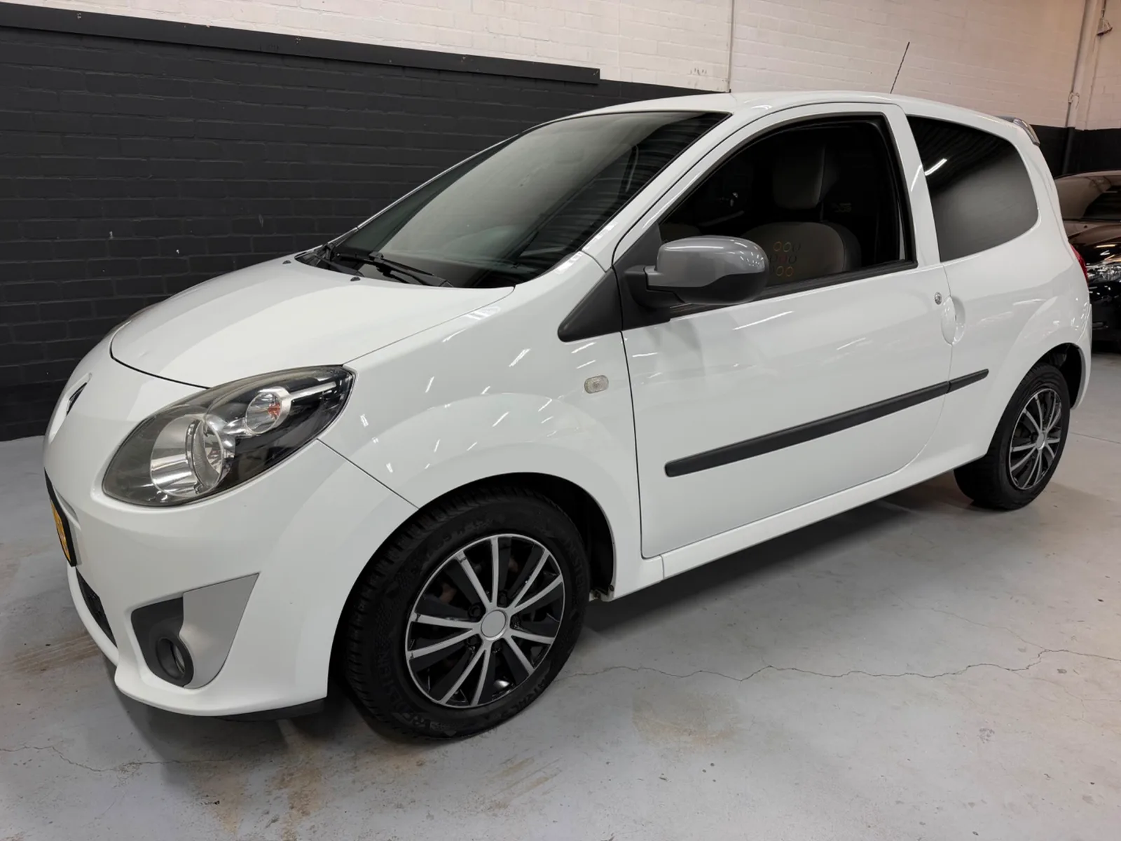 Renault Twingo (2011) — foto 1