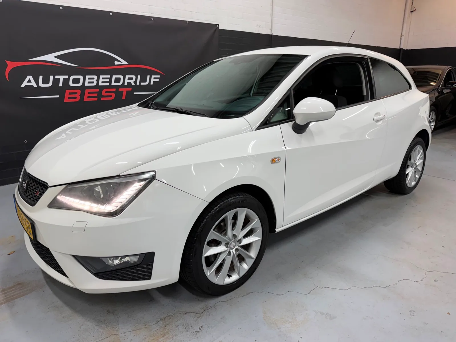 SEAT Ibiza (2012) — foto 1