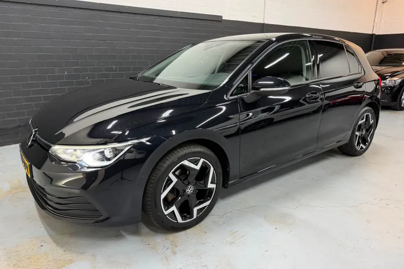 Volkswagen Golf (2020)