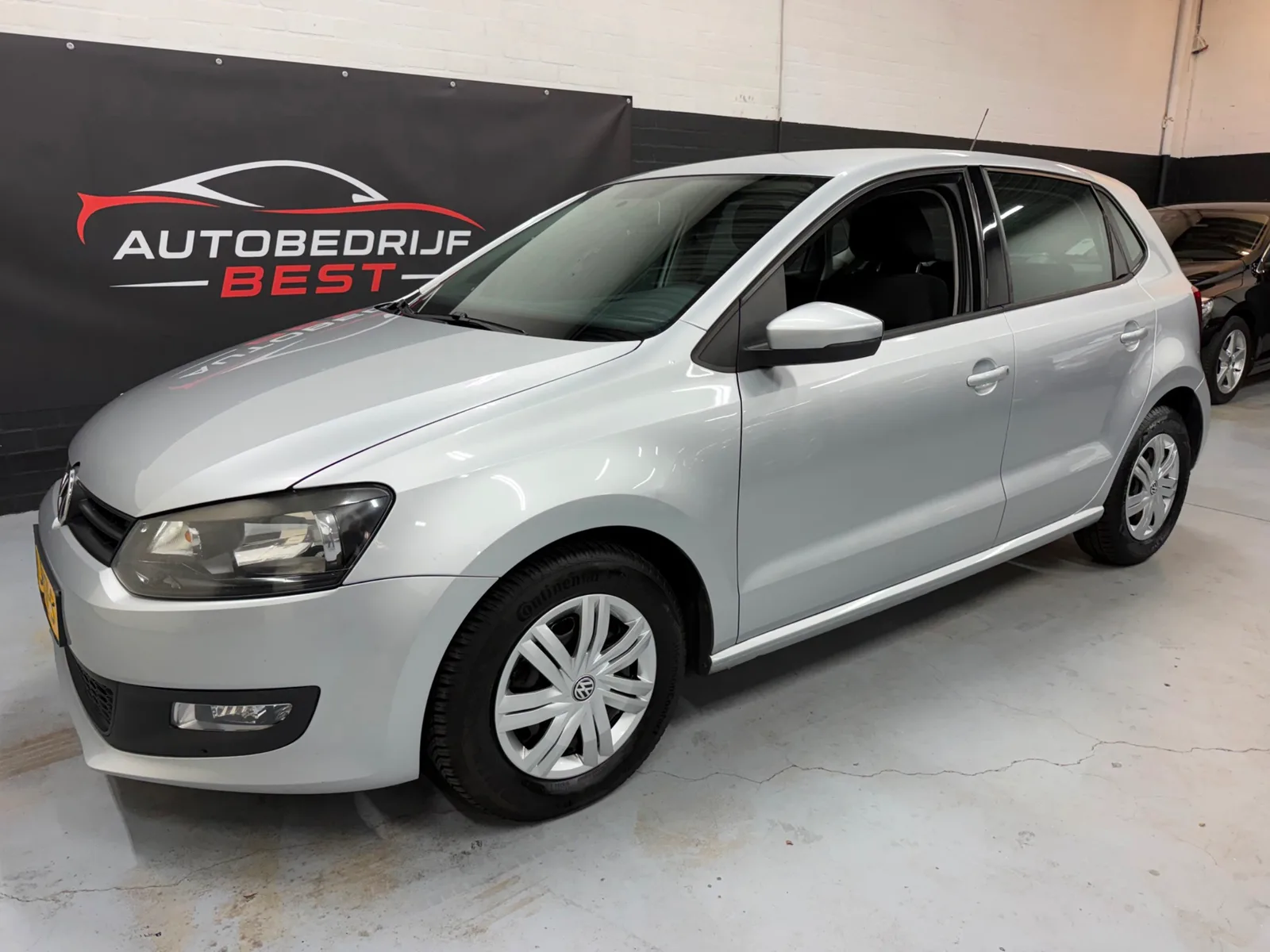 Volkswagen Polo (2010) — foto 1