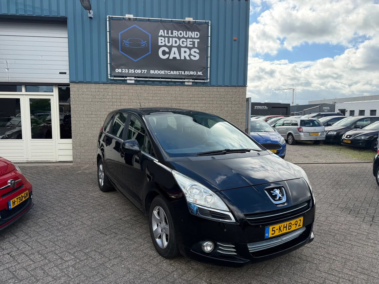 Peugeot 5008 (2013) — foto 1