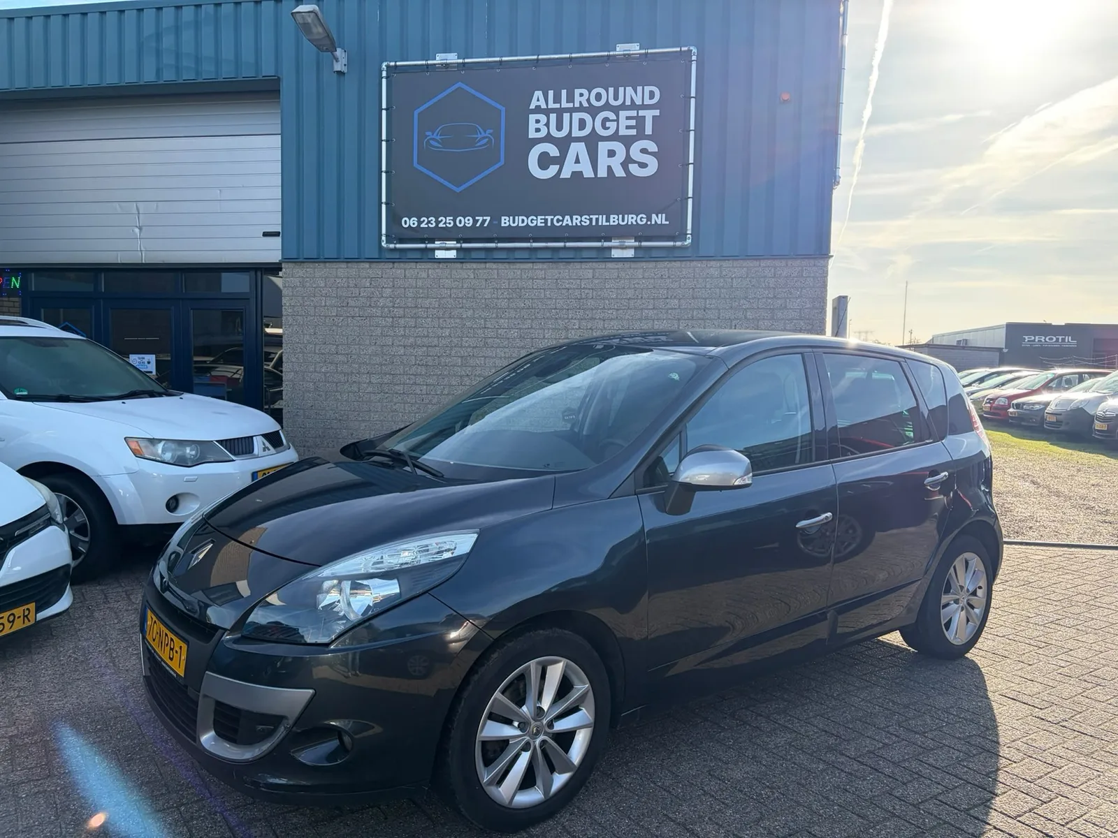 Renault Scénic (2010) — foto 1