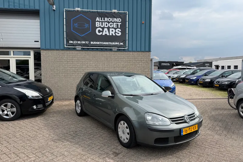 Volkswagen Golf (2004)