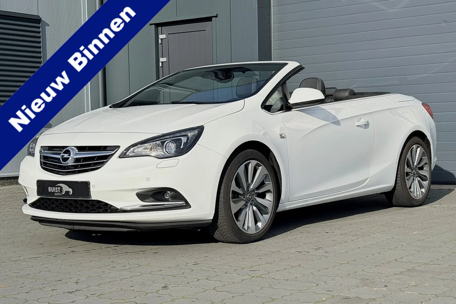 Opel Cascada (2017) — foto 1