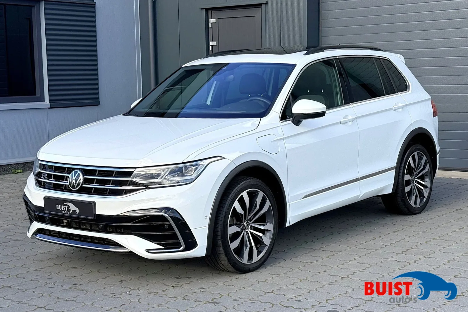 Volkswagen Tiguan (2021) — foto 1