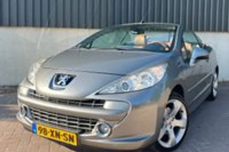 Peugeot 207cc (0)