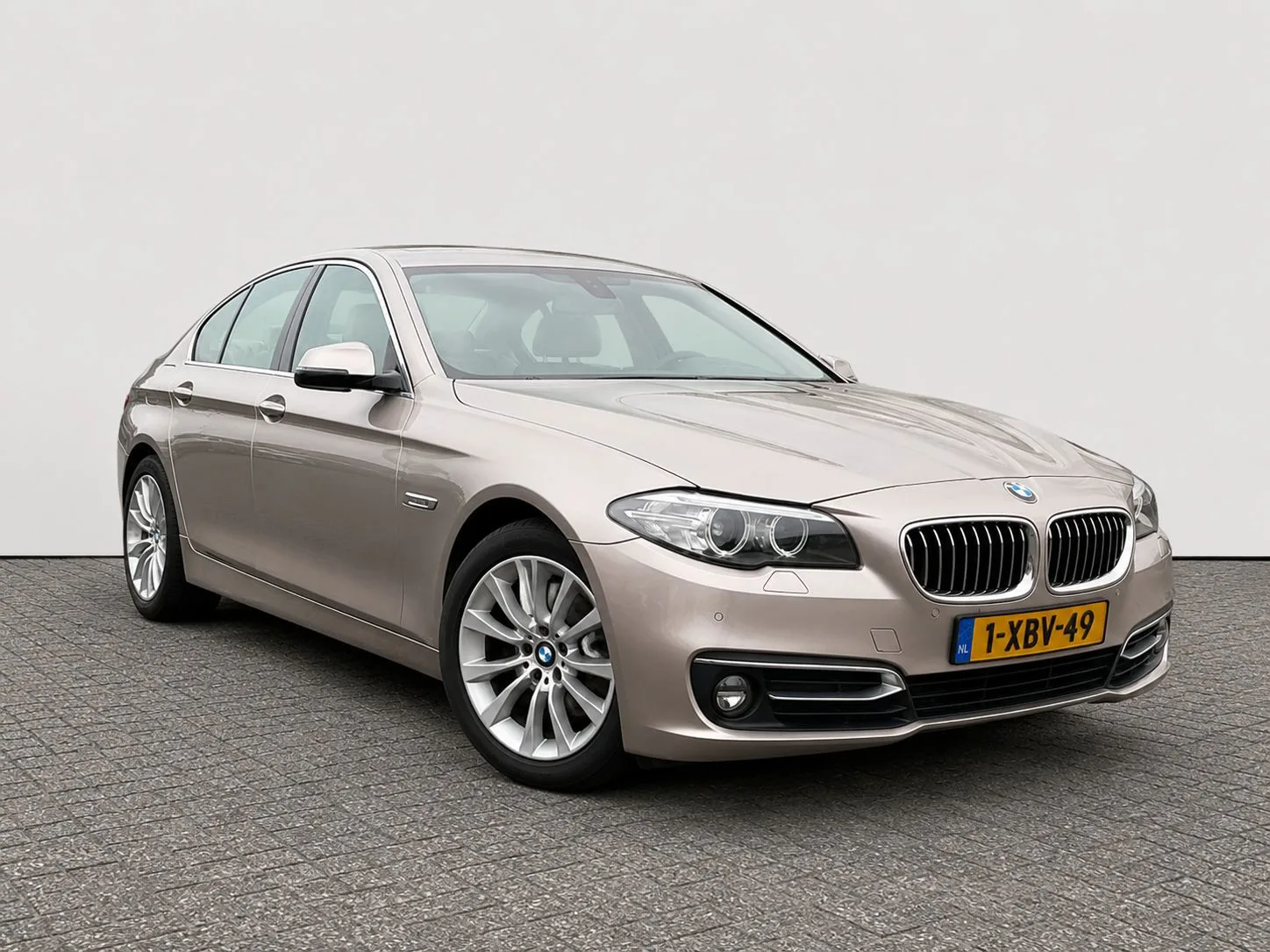 BMW 5-Serie (2014) — foto 1