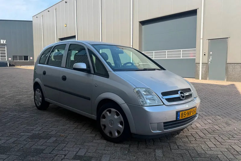 Opel Meriva (2004)