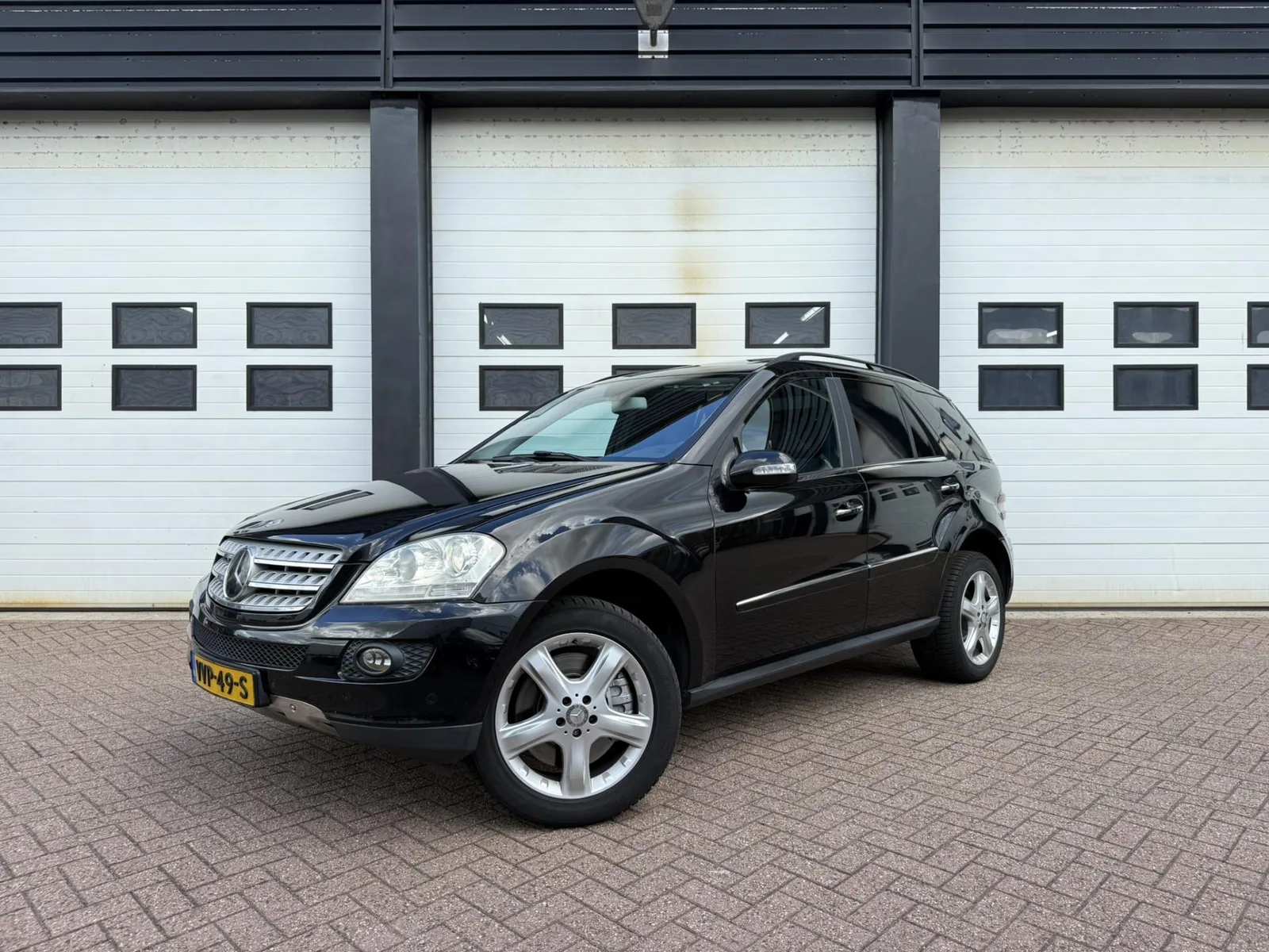 Mercedes-Benz ML-Klasse (2008) — foto 1