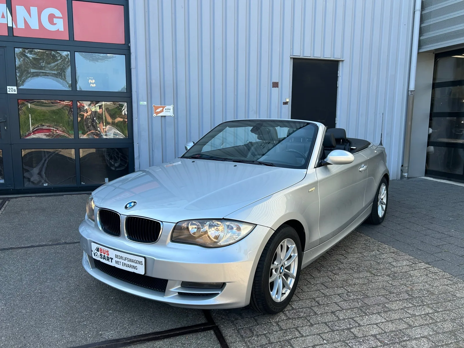 BMW 1-Serie (2008) — foto 1