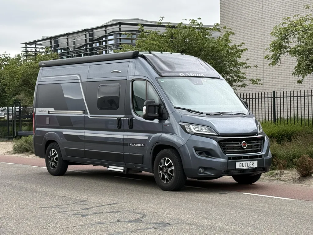 Adria Twin (2021) — foto 1