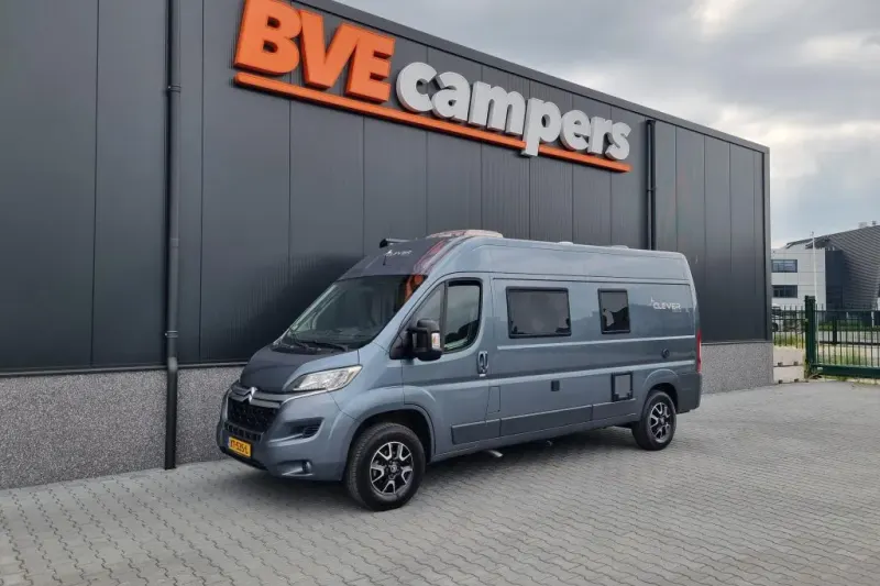 Clever Onbekend (2018)