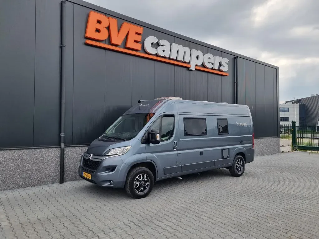 Clever Onbekend (2018) — foto 1